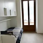 Apartment Stylish Lakefront House *