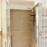 Stylish Lakefront House Apartment Lovere
