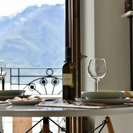 شقة Stylish Lakefront House لوفيري